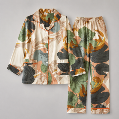 Lounge-Set mit botanischem Print und langen Ärmeln